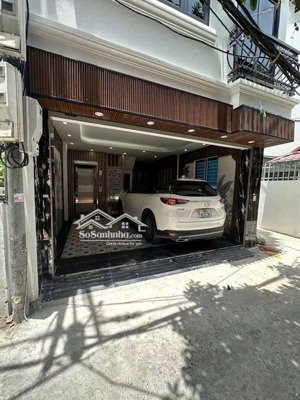 bán nhà đẹp ngô gia tự, long biên lô góc, thang máy, ô tô vào nhà diện tích: 45m vuô