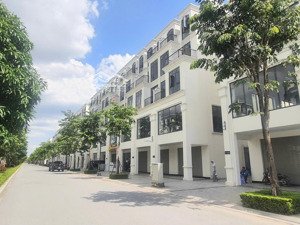 bán liền kề 5 tầng khu anh quốc dự án hinode royal park. diện tích 95m2 giá 16 tỷ. lh: 