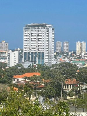bán nhà cấp 4 hẻm 212 nguyễn hữu cảnh, khu tt liên doanh. 48m2 giá 3ty65 sổ hồng.lh:thuỳ 