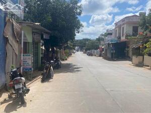 6x70 mặt tiền Y Nuê ngay chợ, trường học, Bách Hóa Xanh dân cư qua lại đông đúc