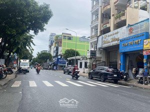 khuôn đất lớn ngay ga t3-dt: 12x37m. chỉ 51 tỷ, nhà cấp 4