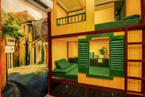 sleepbox trung tâm quận 1 có clb tiếng anh, piano