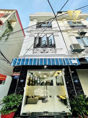 bán nhà phố miếu hai xã lô góc, mặt đường 2 oto tránh nhau, ngõ thông kinh doanh đẹp