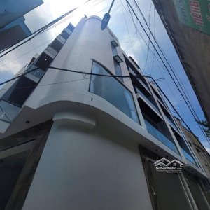 bán nhà 6 tầng thang máy - 40m2- 7 chỗ vào nhà 7,9 tỷ