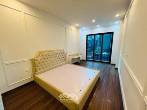 bán nhanh gấp! nhà đường 19/5 hà đông dt 35m2 *4tầng giá 7tỷ850 ,lô góc ,nhà mới ,dân xây đẹp