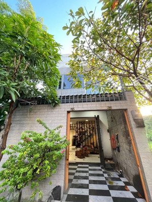 nhà 3 tầng đường thạnh xuân 52, phường thanh xuân q12 ,dt 66m2 (4,5mx15,5m) hẻm 5m. 4,2 tỷ.