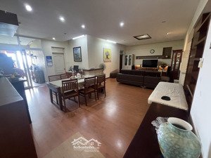 bán căn hộ tầng cao, 34t hoàng đạo thuý, 131m2, nhà đẹp, thoáng mát, full nội thất