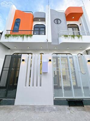 Nhà trệt lầu xây mới gần chợ Cái Răng và đại học Tây Đô