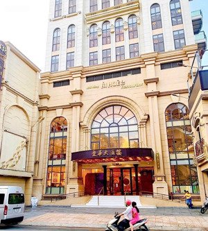 bán nhà mặt tiền cư xá nguyễn văn trỗi q. phú nhuận - (15x20m) - hầm, 6 tầng - hđt 300tr/th - 70 tỷ