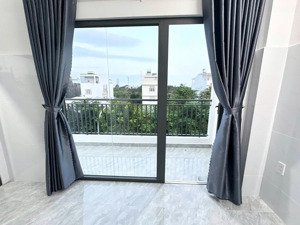 dự án mới cát lái, cách trường umt 7p đi xe