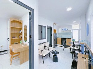 căn hộ 3pn1wc - ở được 3-6 người - gần các trường đh lớn - nội thất bóc seal 100% - có ban công
