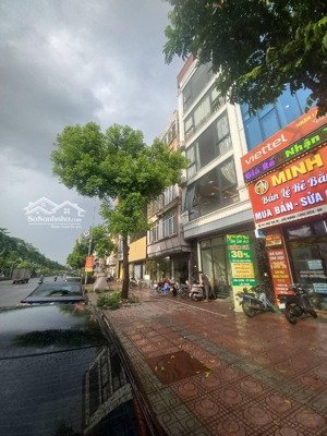 bán nhà mặt phố ngô gia tự- vỉa hè siêu rộng- diện tích:110m2, mt:6m. giá bao rẻ. 31.9 tỷ còn tl