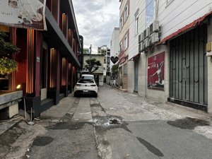 hot - nhà 3 lầu hẻm oto, đối diện cityland, 50m² (4.5x12), 20m ra phan văn trị, chỉ 8 tỷ, có sổ