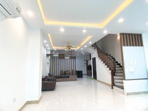 cho thuê dài hạn nhà nguyên căn vừa ở vừa làm văn phòng