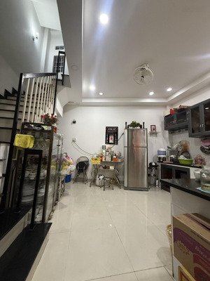 quận 11 nhà 4 tầng đường bình thới diện tích 5x9m giá 5,9 tỷ.