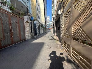 bán nhà phố áo cưới | hồ văn huê, p9, phú nhuận | 52m (4x13) | 4pn 5wc | hẻm xe hơi ngủ nhà