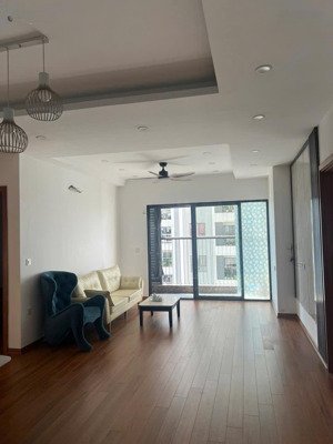 chính chủ tôi muốn bán căn 104m ct12 hồng hà