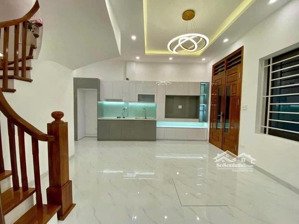 bán nhà hoài đức -vân canh diện tích 31 m -5 tầng, ngõ nông 10 m ra ô tô ,30 m ra trục chínhtr