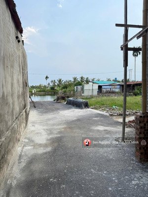 tuyến 2 sau 1 nhà mặt đường 361 ngõ đổ đường nhựa 3,5m - 4m. cách chợ tân phong chỉ hơn 50m