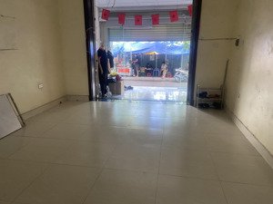 cho thuê cửa hàng 60m2, 13,6 triệu tại doãn kế thiện, cầu giấy, hà nội