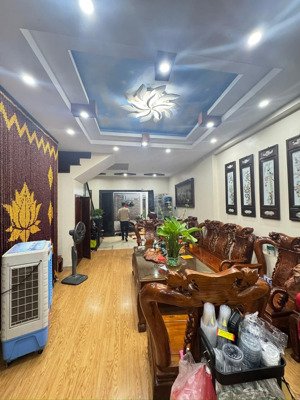 đi dạo hồ tây - nguyễn đình thi - văn cao - thụy khuê - gần bv thu cúc