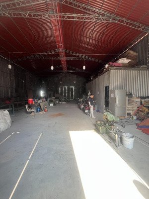 chính chủ cho thuê xưỡng đông thạnh dt 500m.700m