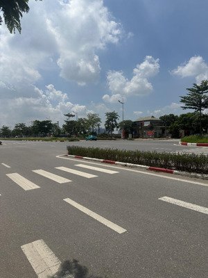 phú minh 40m2, giáp trung tâm hành chính quận bắc từ liêm