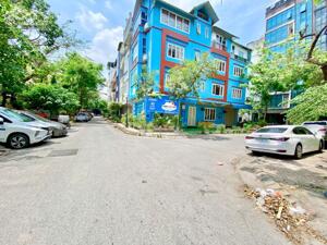 Cho thuê nhà 4 tầng phố Nguyễn Khánh Toàn, Cầu Giấy. Giá: 35tr. LH: 0937158386