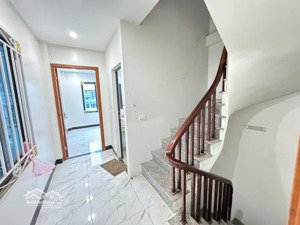 bán nhà tổ 9 mậu lương , hà đông , 40m2 , 5tầng mặt ngõ kinh doanh . nhỉnh 7tỷ