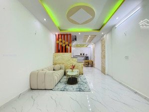 chưa đến 1tỷ350 triệu có ngay nhà ở đường nguyễn du, phường dĩ an cách vincom plaza dĩ an 5 500m.