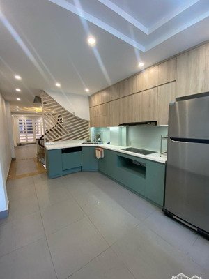 phút mốt cafe hồ tây! bán nhà đẹp phân lô oto văn cao, liễu giai 46m2, 5 tầng mt 3.5m, giá 16.5 tỷ