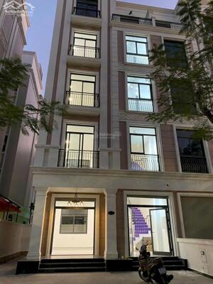 vinhomes grand park quận 9 cho thuê nhà phố 5 tầng có bếp nhà đẹp