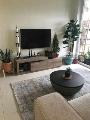 the park residence bán căn 73m2 gía 3 tỷ 050 triệu gọi em : tú