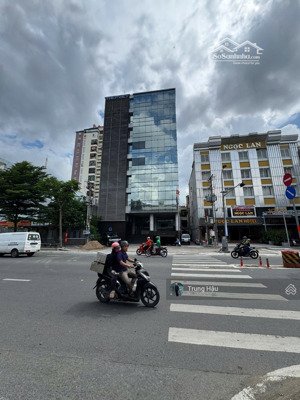 bán tòa building mt lý thường kiệt quận 11 - dt 15x22m - cn 2.200m2 - hầm - 9 tầng - giá 120 tỷ