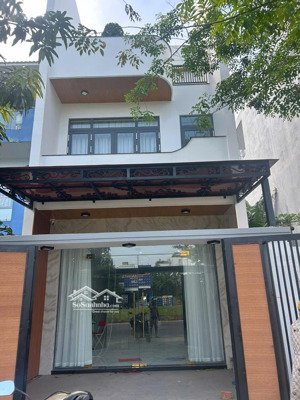 cho thuê mặt bằng tầng 1 nhà phố 29/3 hòa xuân, đà nẵng, mb mới đẹp kinh doanh tốt rin