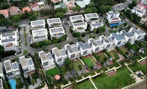 chủ gửi bán biệt thự holm thảo điền 750m2 3 mặt tiền sân vườn rộng thoáng mát sát sông view đẹp