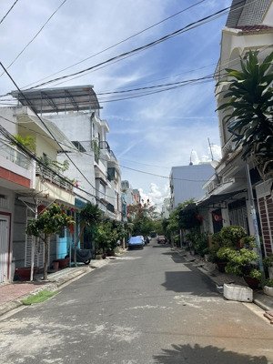 bán căn nhà tâm huyết vị trí đẹp nhất nhì khu phước long nam nha trang 65m2 giá 5.68 tỷ không tl