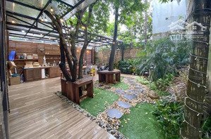 cho thuê nhà vườn 2pn 2wc, 200m2 tại đặng thai mai, quảng an, tây hồ, 42 triệu
