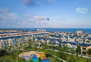 cắt lỗ sâu biệt thự novaworld phan thiết dt: 200m2 giá bán: 5.35 tỷ (bao thuế phí). lh: 