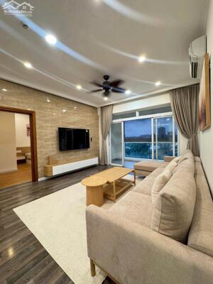 Bán gấp căn hộ RiverSide Residences ,Phú Mỹ Hưng , Quận 7, dt:130m2 , 3PN 2WC , nhà đầy đủ nội thất , giá : 12,9 tỷ