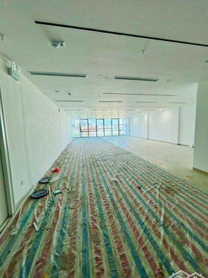 bán tòa nhà vp trần kim xuyến cầu giấy 170m2 - 9 tầng - vị trí đẹp - qh ổn định - giá thỏa thuận