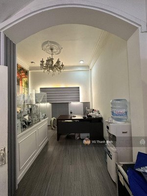 khu vực hiếm nhà bán-nguyễn thị định- đường to kinh doanh không ngủ-chân tòa chung cư giá 21.4 tỷ
