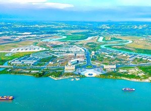 biệt thự đơn lập khu compoud, gần clubouse, giá 15,5 tỷ. lh: 