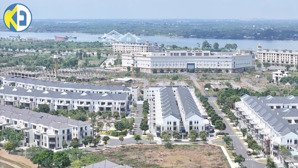 nhà phố 8x20m, đã hoàn thiện nội thất, ngay đường 19m giá chỉ 10.4 tỷ. lh: 