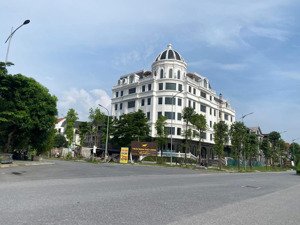 bán biệt thự phú lương 660m2, 3 tầng, vị trí vip, giá đầu tư. lh 