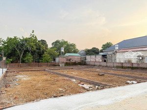 trục chính gò gạo-minh trí-đường thông ô tô tránh-100m full thổ cư,mt 6,05 m giá nhỉnh 2 tỷ