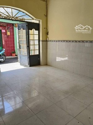 bán nhà 2 tầng- hxh- đ chương dương- linh chiểu- 76m2(7,6x10)- chỉ 5,7 tỷ- 4pn,3wc - sổ riêng ở nha