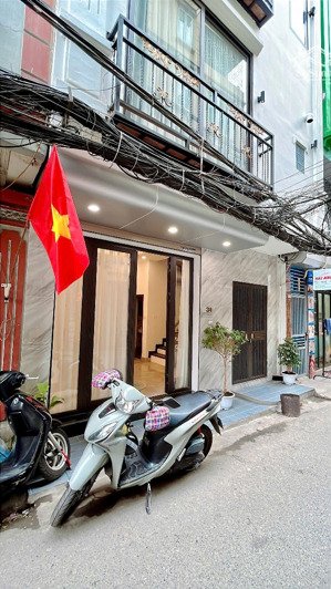 bán gấp nhà mặt phố 29m2, 9,5 tỷ ở yên phụ, tây hồ, hà nội