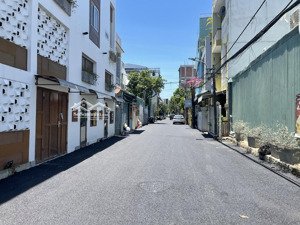 bán nguyễn văn thoại, khu phố tây, vài bước ra biển mỹ khê. 110m2. chỉ 13.xty.