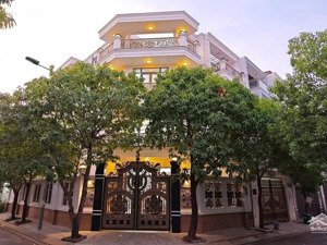 biệt thự siêu vip 3 tầng góc 2 mặt tiền kdc hiệp thành city view công viên, 8*20m, chỉ 15. x tỷ